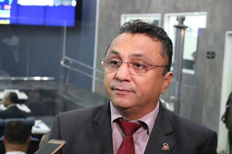 Vereador Dudu retira pré-candidatura a deputado estadual e passa a apoiar Fábio Novo